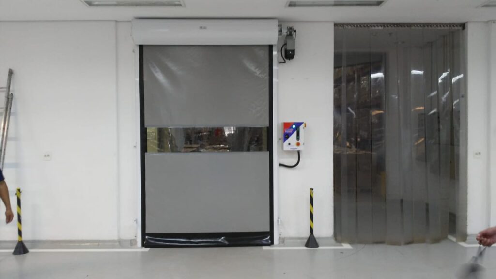 kit porta de pvc porta flexível de polipropileno porta flexível de polipropeno porta rápida de enrolar portas rápidas de lona