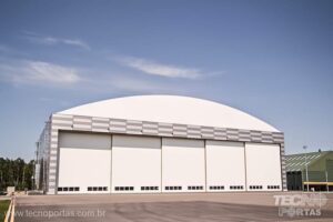 Porta de Aço Para Hangar