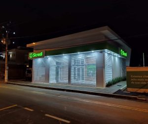 Porta de Enrolar Transvision Comercial 4 Portas de aço para empresa Porta Comercial de Enrolar Portas de Aço para Empresa Porta Automática de Enrolar Portas Automáticas para Lojas