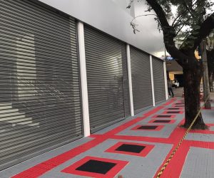 Porta de Enrolar Transvision Comercial 3 Portas de Aço Para Lojas Motor para porta de enrolar automática